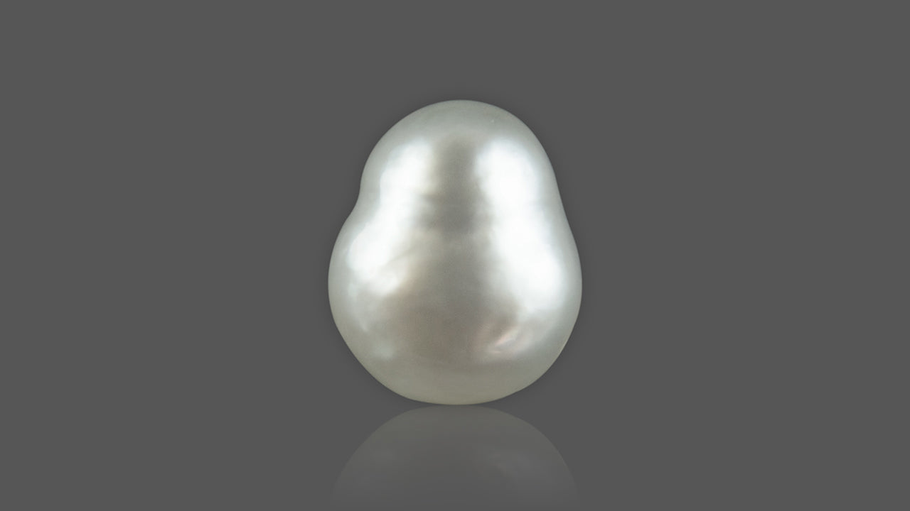 Buy Natural Basra (Iraq) Pearls weighing 5.25 Ratti at Best Price