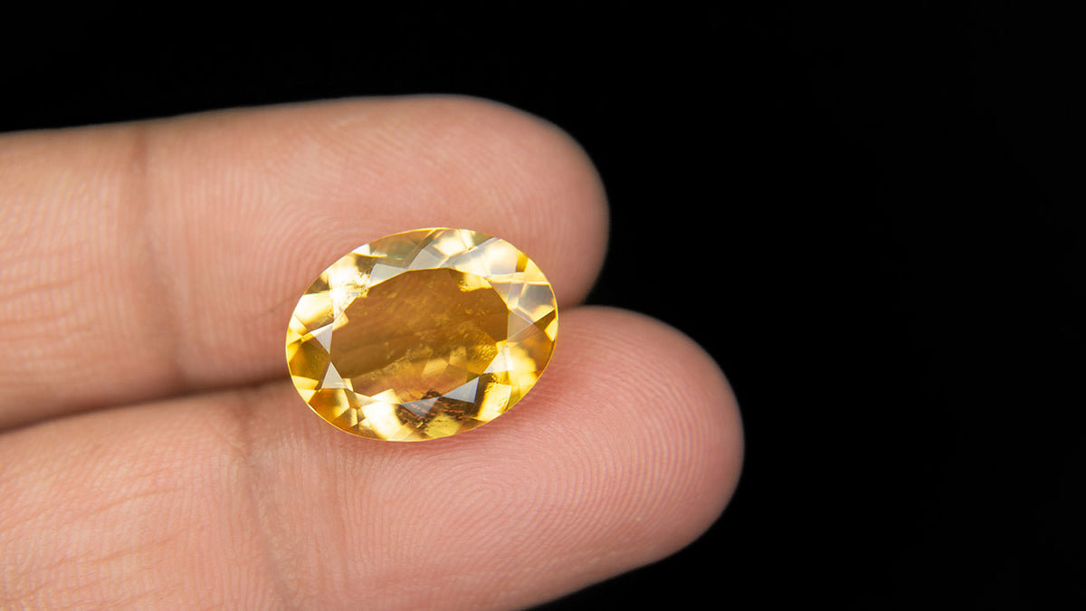 Buy Natural 5.30 Carat Citrine Stone at best price online