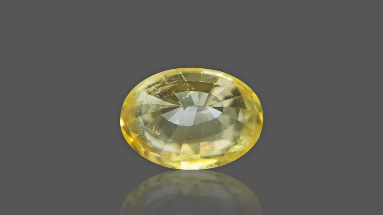 Buy Natural Ceylon (Sri Lanka) Yellow Sapphire weighing 7.00 Ratti at Best Price