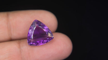 Buy Natural 7.57 Carat Amethyst Stone at best price online