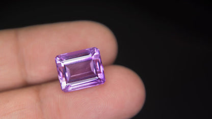 Buy Natural 7.84 Carat Amethyst Stone at best price online