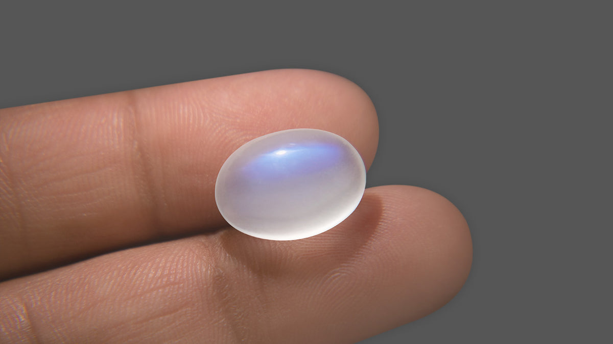 Buy Natural 9.04 Carat Moonstone Stone at best price online