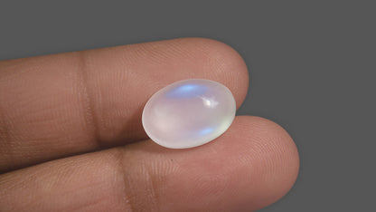 Buy Natural 8.20 Carat Moonstone Stone at best price online