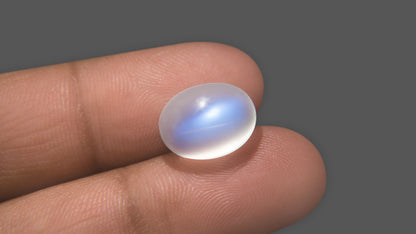 Buy Natural 8.38 Carat Moonstone Stone at best price online