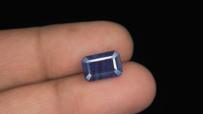 Buy Natural 5.69 Carat Blue Sapphire Stone at best price online