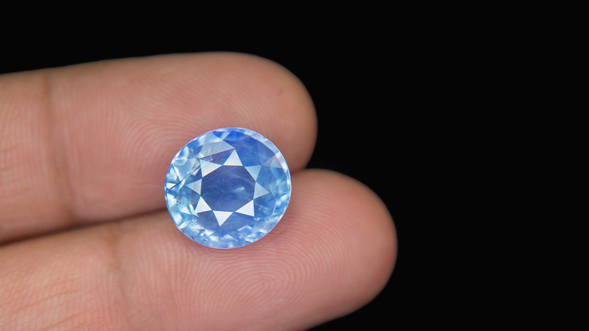 Buy Natural 8.79 Carat Blue Sapphire Stone at best price online