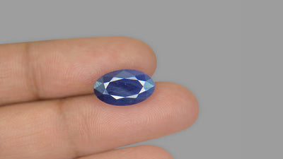 Blue Sapphire - 7.34 Carat