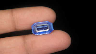 Blue Sapphire - 2.85 Carat