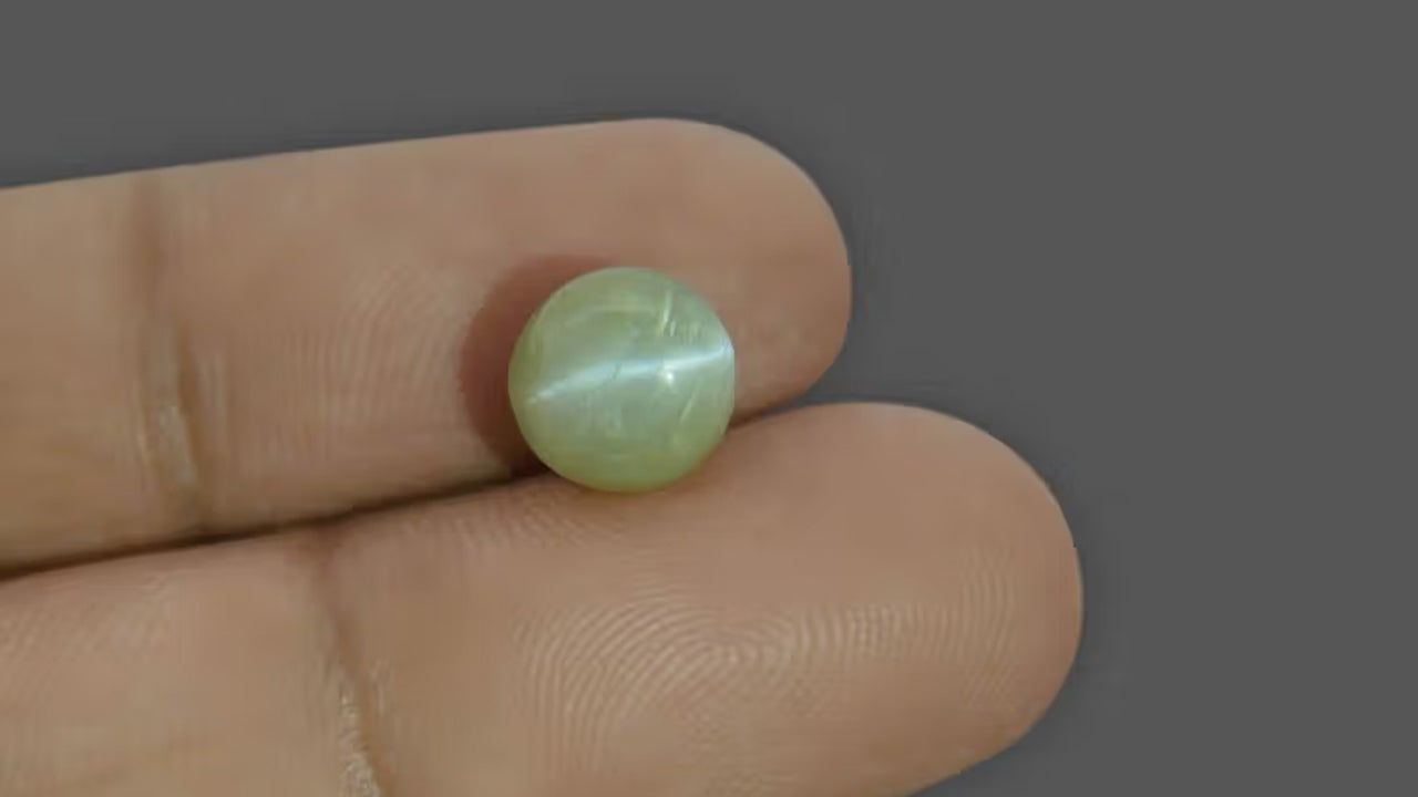 Buy Natural 5.25 Ratti Lehsunia Stone at best price online