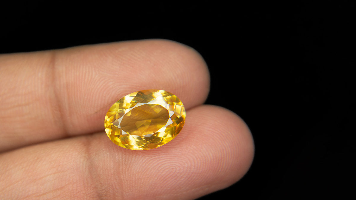 Buy Natural 6.40 Carat Citrine Stone at best price online