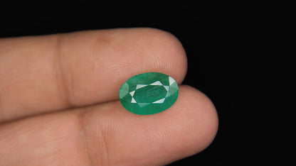 Buy Natural 4.13 Carat Emerald Stone at best price online