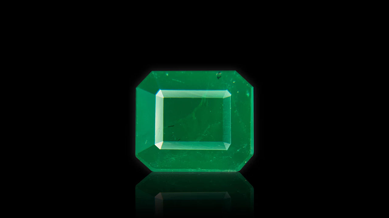 Buy 8.60 Carat Emerald Stone from Only Natural Gemstones