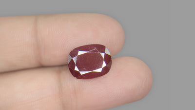 Hessonite - 8.74 Carat