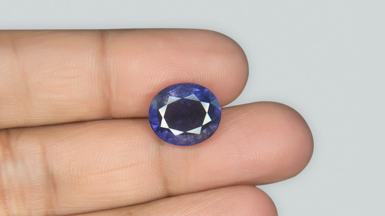 Buy Natural 4.62 Carat Iolite Stone at best price online