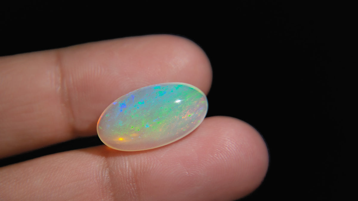 Buy Natural 8.25 Carat Opal Stone at best price online