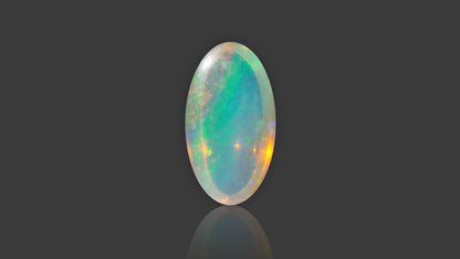 Buy Natural Australia Opal weighing 8.25 Carat at Best Price