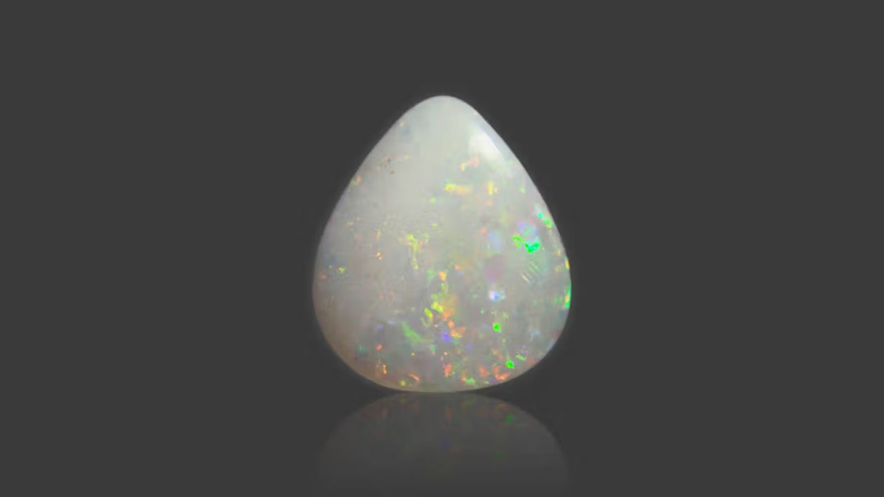 Buy Natural Australia Opal weighing 4.25 Ratti at Best Price