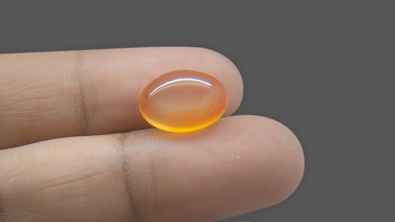 Buy Natural 6.28 Carat Moonstone Stone at best price online