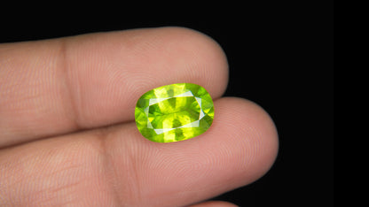 Buy Natural 4.88 Carat Peridot Stone at best price online