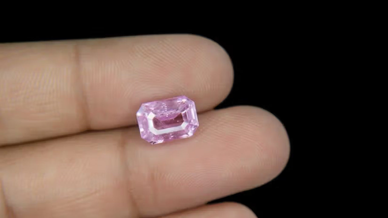 Buy Natural 4.61 Carat Fancy Sapphire Stone at best price online