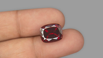 Buy Natural 7.68 Carat Red Garnet Stone at best price online