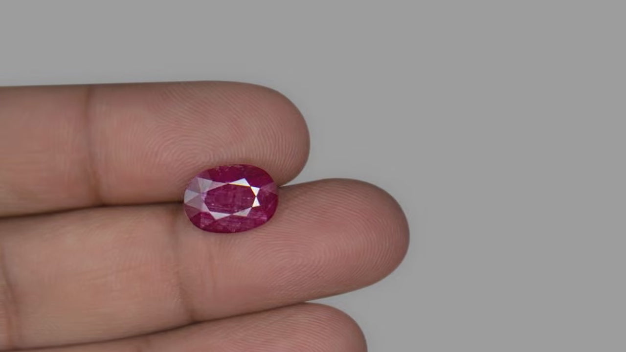 Buy Natural 4.72 Carat Ruby Stone at best price online