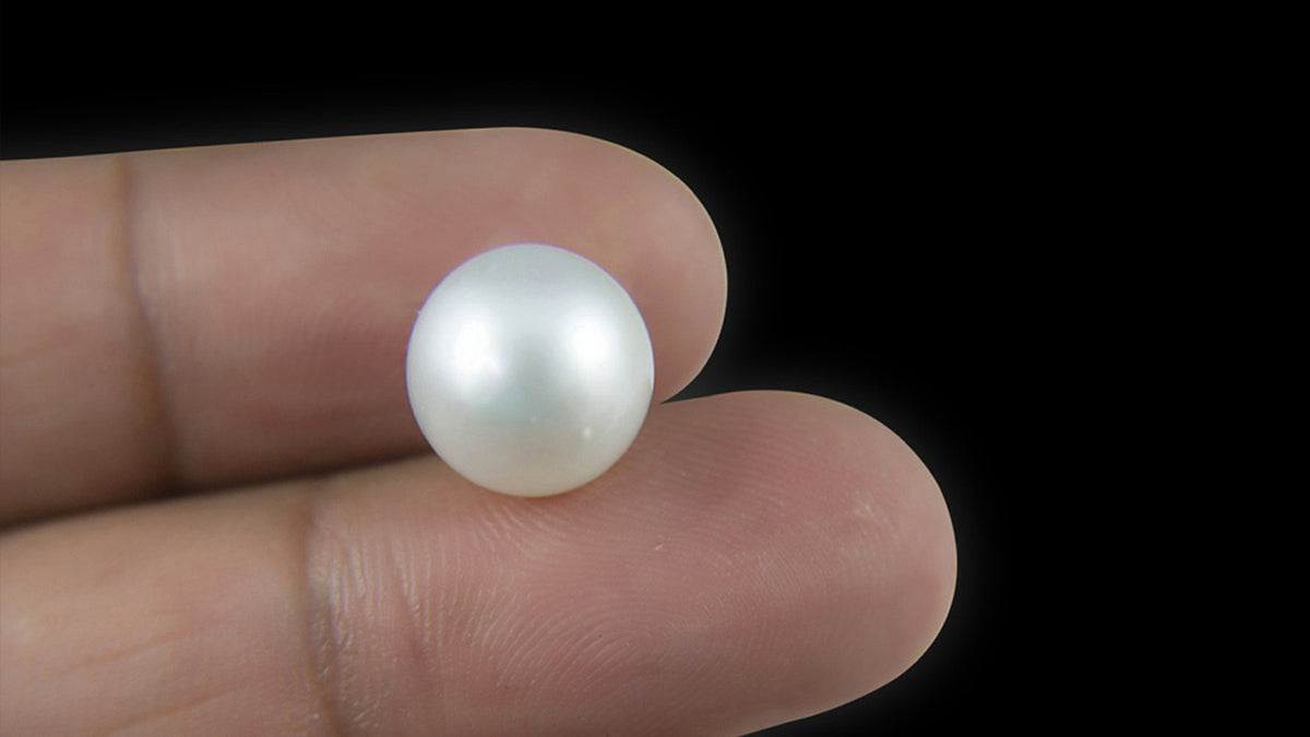 Buy Natural 12.30 Carat Pearls Stone at best price online