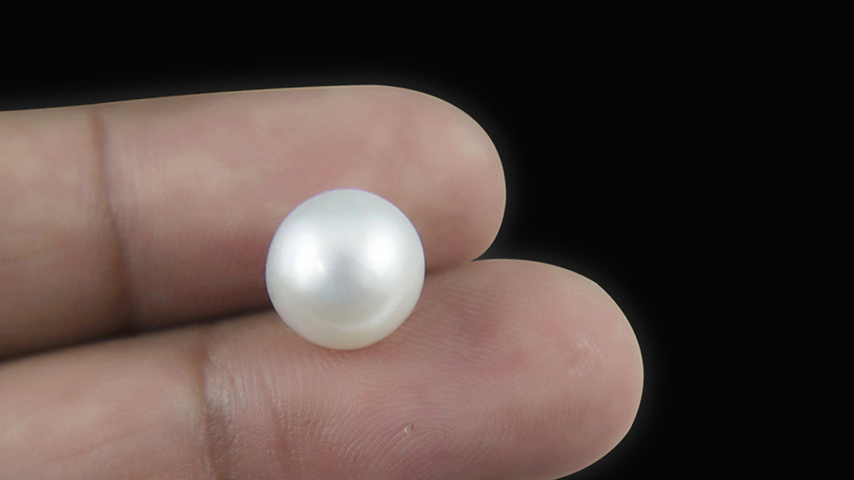 Buy Natural 4.47 Carat Pearls Stone at best price online