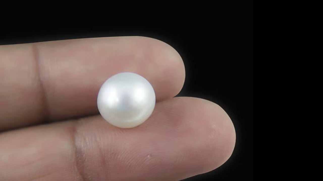 Buy Natural 10.71 Carat Pearls Stone at best price online