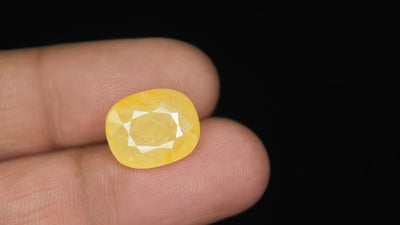 Yellow Sapphire - 10.46 Carat