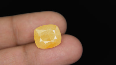 Yellow Sapphire - 10.18 Carat