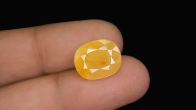 Yellow Sapphire - 11.19 Carat