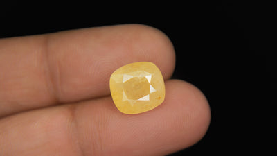 Yellow Sapphire - 8.09 Carat