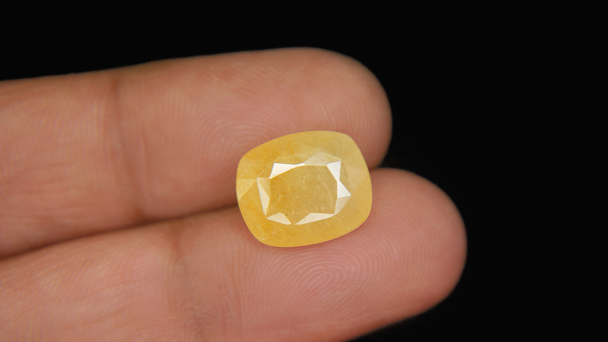 Buy Natural 8.51 Carat Yellow Sapphire Stone at best price online
