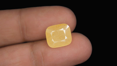 Yellow Sapphire - 7.41 Carat
