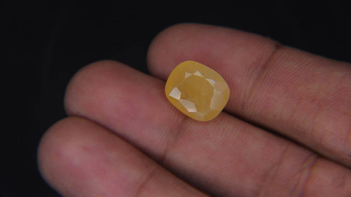 Buy Natural 6.54 Carat Yellow Sapphire Stone at best price online