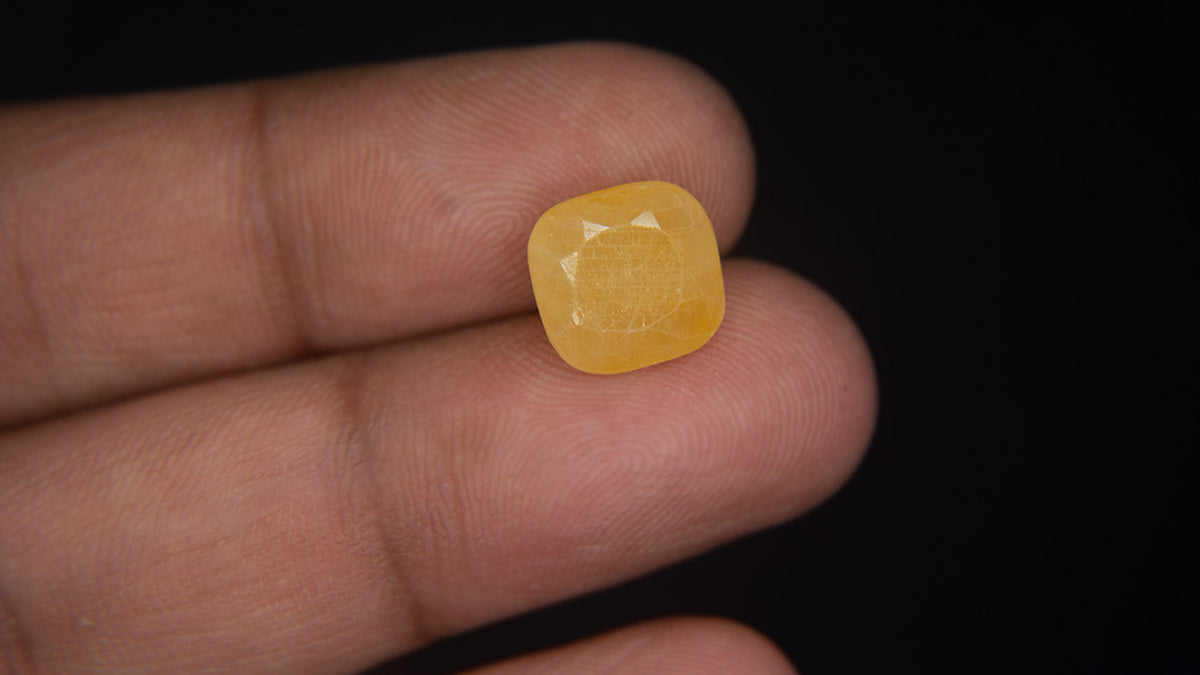 Buy Natural 5.66 Carat Yellow Sapphire Stone at best price online