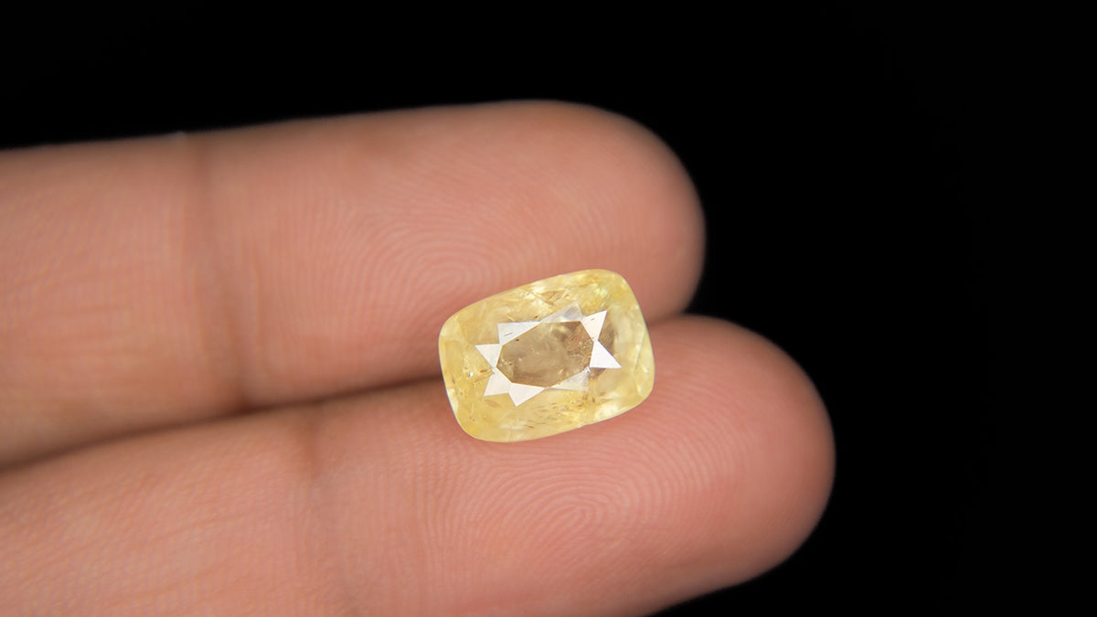 Buy Natural 5.95 Carat Yellow Sapphire Stone at best price online