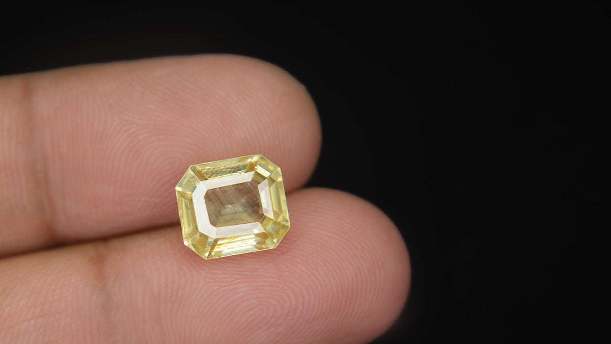 Buy Natural 6.39 Carat Yellow Sapphire Stone at best price online