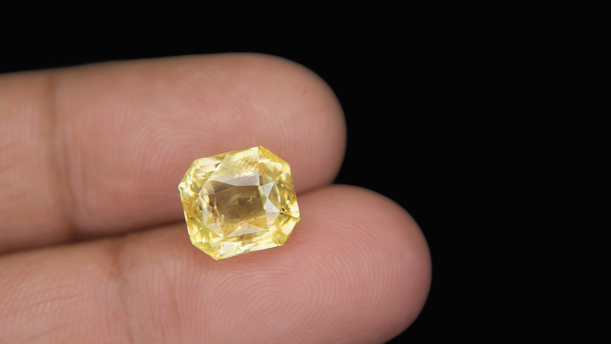 Buy Natural 7.12 Carat Yellow Sapphire Stone at best price online