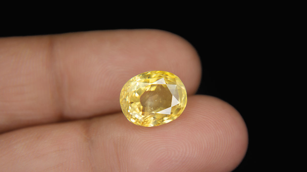 Buy Natural 8.59 Carat Yellow Sapphire Stone at best price online