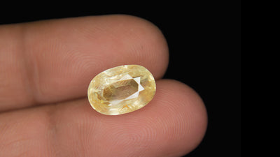 Yellow Sapphire - 7.44 Carat