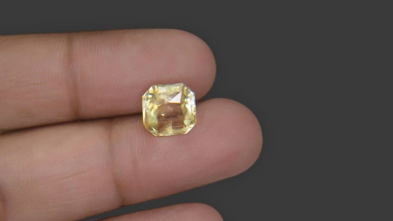 Buy Natural 6.25 Ratti Pukhraj Stone at best price online