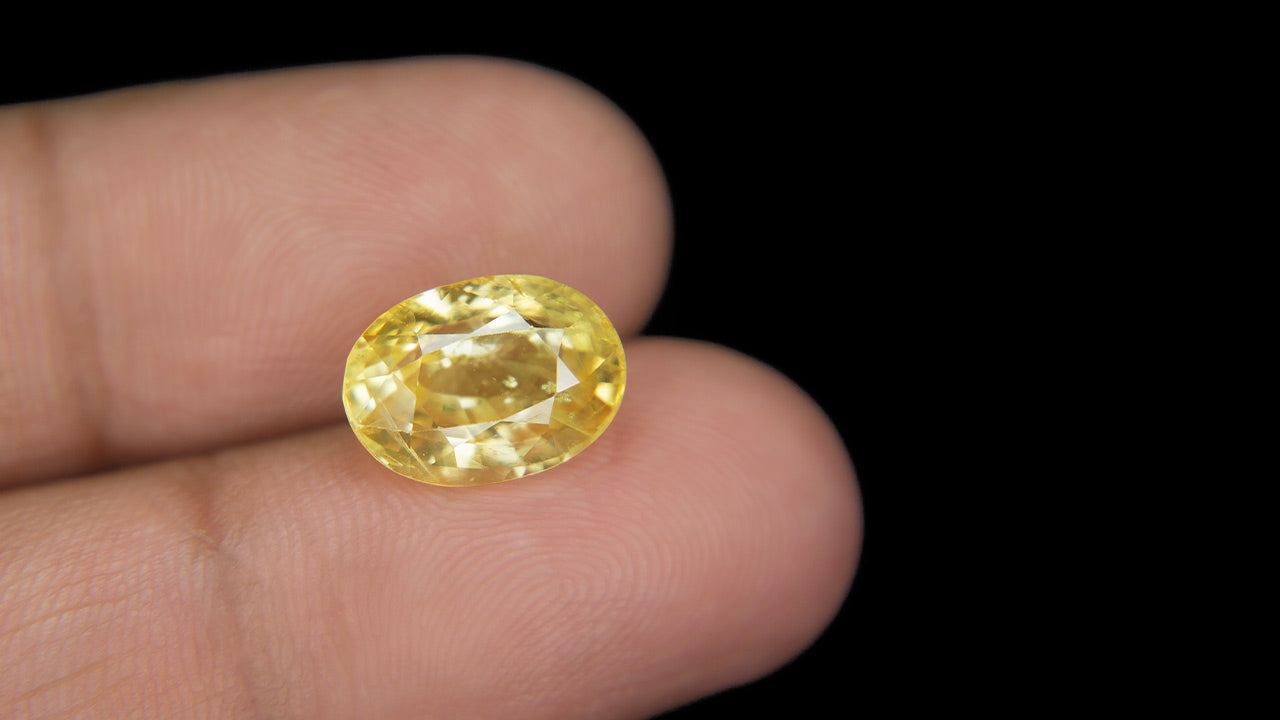 Buy Natural 7.00 Ratti Pukhraj Stone at best price online